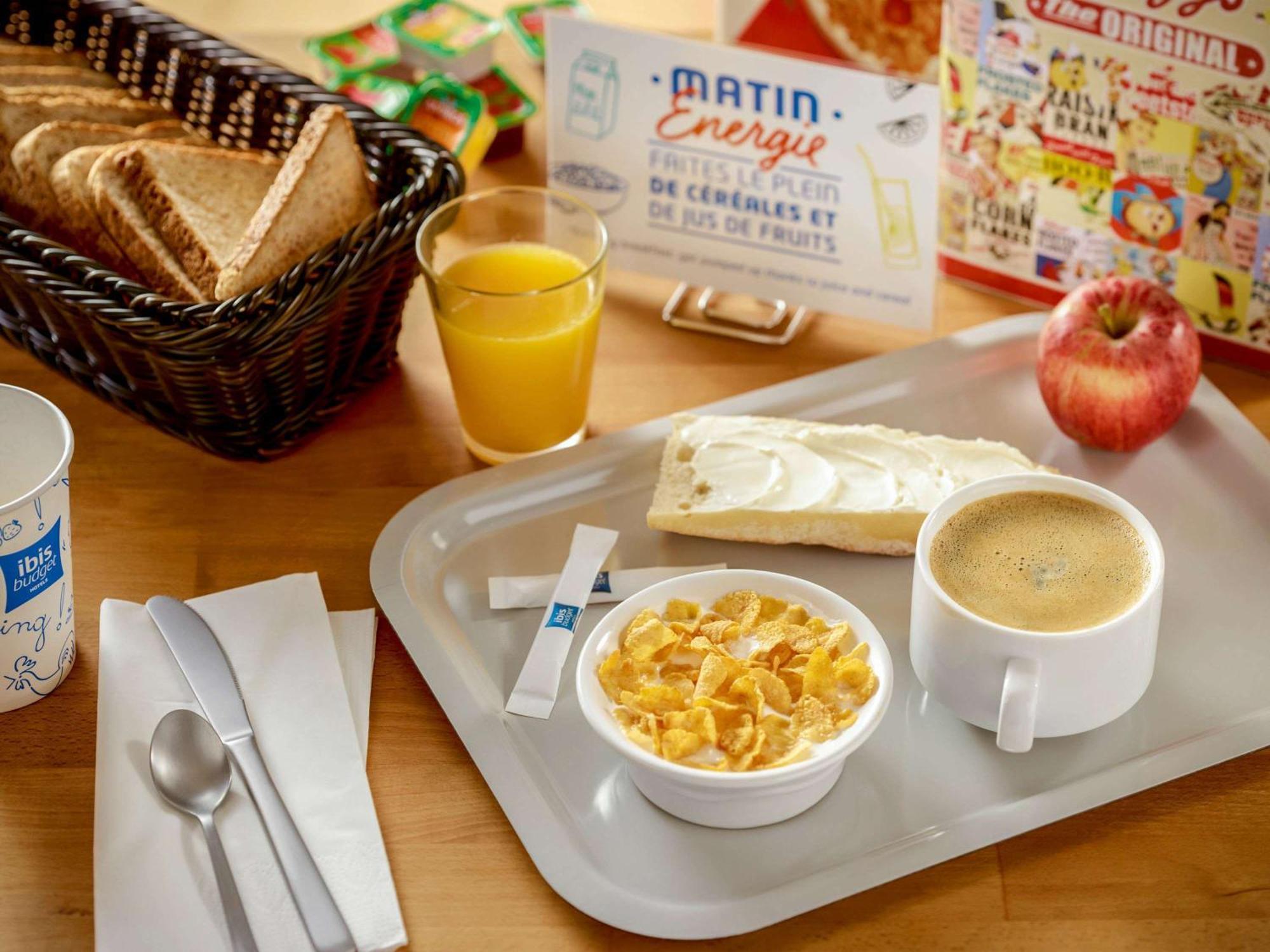 Ibis Budget Beauvais Aeroport Tillé エクステリア 写真